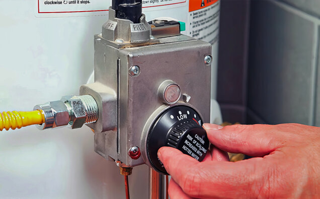 https://tuarthillhotwater.com.au/uploads/2025/06/gas-hot-water-system-54029.jpg
