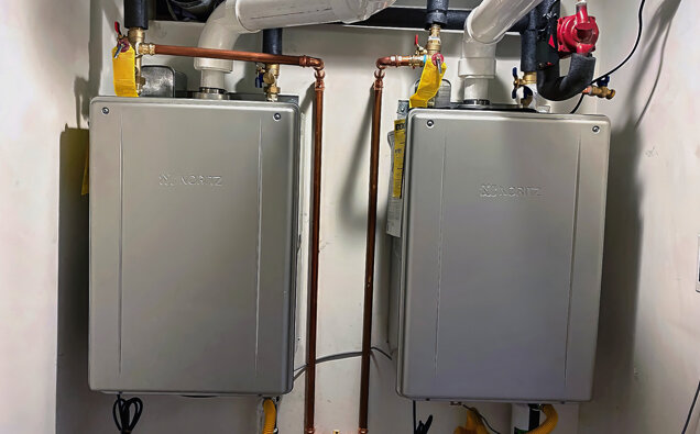 https://tuarthillhotwater.com.au/uploads/2025/06/hot-water-servicing-14817.jpg