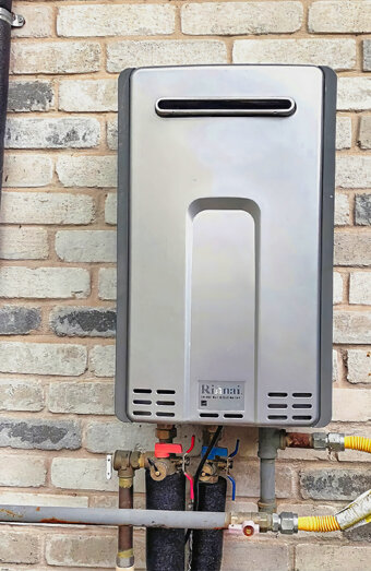 https://tuarthillhotwater.com.au/uploads/2025/06/instant-hot-water-systems-48570.jpg